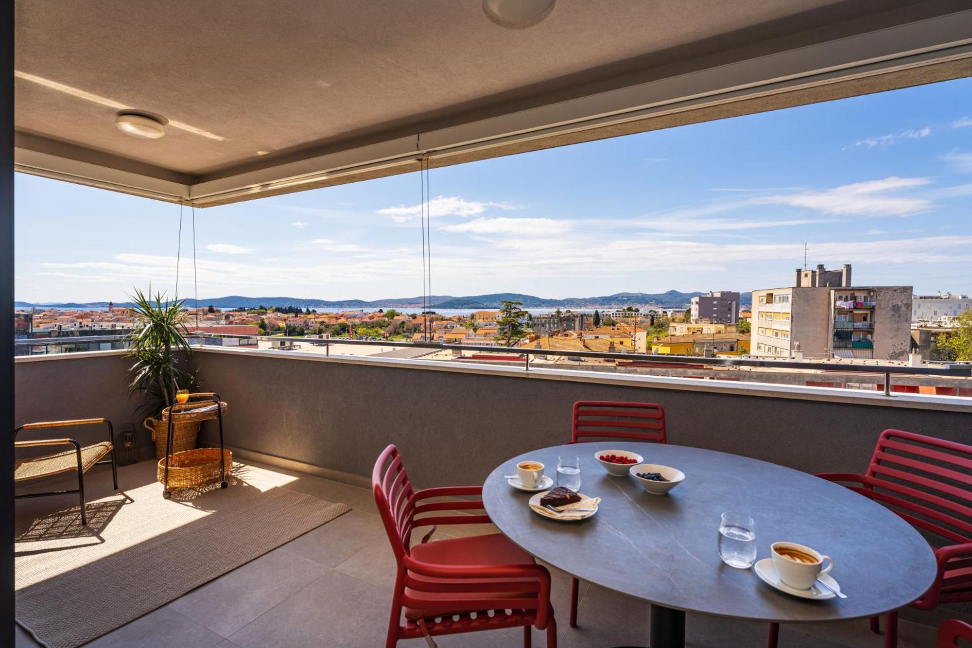 D-Apartment - With Garage And Balcony Zadar Exterior photo